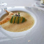 シグネチャー - 温前菜①　　ポーチドエッグ　スープドポワソンとニース風ラタトゥイユ　サルランの香り