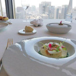 シグネチャー - 冷前菜②　　かぶのババロアとジュレ　レタスのブルーテと北海道産雲丹