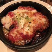 オービカ モッツァレラバー 梅田店 - 米ナストマトソース水牛モッツァレラのオーブン焼き♪