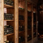 WINEHALL GLAMOUR - 