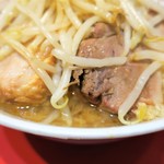 ラーメン二郎 - 豚