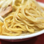 ラーメン二郎 - 麺