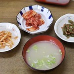 Kankoku Ryourisumi - ナムル３種とスープ