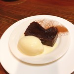 ビストロ バキュース - フォンダンショコラ