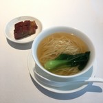 家全七福酒家　SEVENTH SON RESTAURANT - 汁そばとチャーシュー