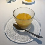 家全七福酒家　SEVENTH SON RESTAURANT - マンゴープリン