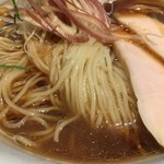 ラーメン屋 トイ・ボックス - シコシコの細麺