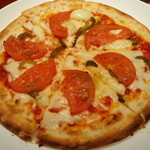 グリル&イタリアン アチェンド - 「ホットトマトのピッツァ」です