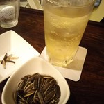 麺線屋formosa - 台湾風ひまわりのタネ&ハイボール