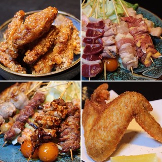 毎日捌くから提供可能。新鮮赤鶏の希少部位や鶏油使用の唐揚げ！