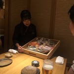 鮨と炭火 にぎり屋はちべゑ - 