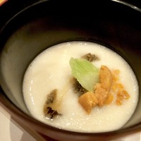 馳走紺屋 - 【椀　物】吸いとろろ、蒸し鮑、海胆、はす芋