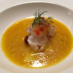 Ristorante SUOLO - 車海老の軽いポシェッと黄色いパプリカのスープ ラビゴットソース
