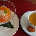 ナチュラルガーデン - ハーブティ、マンゴーアラモード