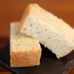 D'ORO HATSUDAI - ランチコース 3780円 のサルデーニャ島のパン