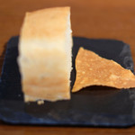 D'ORO HATSUDAI - ランチコース 3780円 のサルデーニャ島のパン