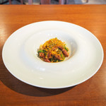 D'ORO HATSUDAI - ランチコース 3780円 の兵庫県産ホタルイカ、下仁田ネギ、ほうれん草、サルデーニャ島のカラスミ トルキオで搾るビコリ