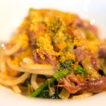 D'ORO HATSUDAI - ランチコース 3780円 の兵庫県産ホタルイカ、下仁田ネギ、ほうれん草、サルデーニャ島のカラスミ トルキオで搾るビコリ