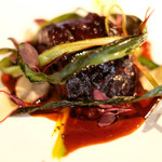 D'ORO HATSUDAI - ランチコース 3780円 の鹿の赤ワイン煮込み