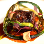 ランチコース 3780円 の鹿の赤ワイン煮込み