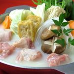 博多水炊锅（湯、香草雞腿肉、肉丸、蔬菜）（1人）