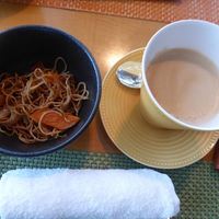 イタリアンダイニング ケシキ - 焼きそばとカフェラテ