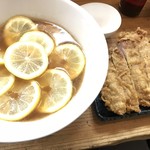 りんすず食堂 - 鶏天レモンラーメン