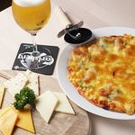 カフェアンドバー ループ - ☆チーズ盛りと俺のミックスピザ☆チーズ盛りは４種をご用意！ピザは具沢山でチーズモリモリ食べ応えあり( ´ ▽ ` )結構ボリュームありますよ！！（チーズ盛り６００円）（俺のミックスピザ１２００円）【bar】