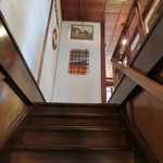 阿佐利 本店 - 二階へ