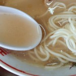 ラーメン げんこつ家 - スープ麺アップ