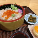 お食事処 リボン - ホタテちらし