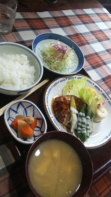 キッチンフライパンじゃぐ &ndash; 花巻の家庭的食堂 | 手作り料理と温かい雰囲気