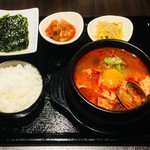 순두부찌개 정식