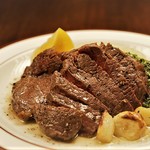 ファーロ - 黒毛牛のステーキ