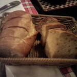 ル・マルカッサン - バゲットとくるみパン