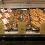 オーボンヴュータン - 日本人向けにアレンジしない、フランス菓子の圧倒的な存在感！全部食べてみたくなるプチ・ガトー（その2）
