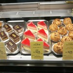 オーボンヴュータン - 日本人向けにアレンジしない、フランス菓子の圧倒的な存在感！全部食べてみたくなるプチ・ガトー（その3）