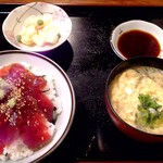 味の山屋 - 鉄火丼（にゅうめん付）