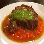 Borda Berri - 名物・牛ほほ肉の煮込み