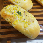 Natural Bread Bakery - ツナコーンパン