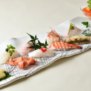 “Make-up Sushi” decorates the season. Served beautifully on a plate