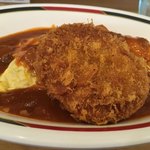 ミニッツデリ - ・ビーフコロッケオムライス