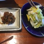 玄蕎麦 路庵 - アサリの佃煮と白菜の浅漬け