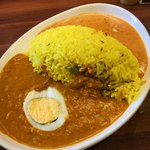 ディップマハル - クイックダブルカレー900円大盛＋100円