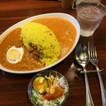 ディップマハル - クイックダブルカレーサラダ付き