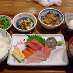 魚屋はちまき - 刺定\600　驚愕のボリューム