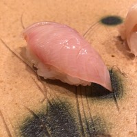 銀座 鮨 かねさか 本店 - 縞鯵