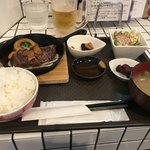 kitchen TEGETEGE - ハラミステーキ定食