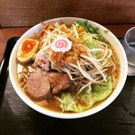 豚麺アジト - 