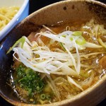 麺処 蓮海 - つけ汁です。